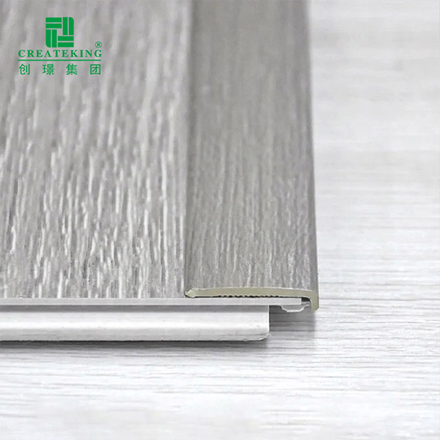 20*4.5mm L型PVC地板包边型材