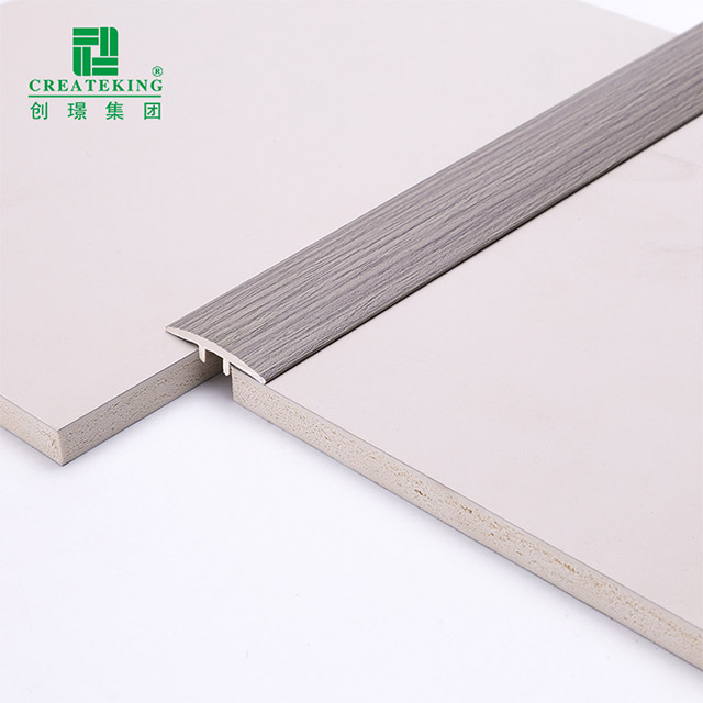 25*3mm SPC T型成型